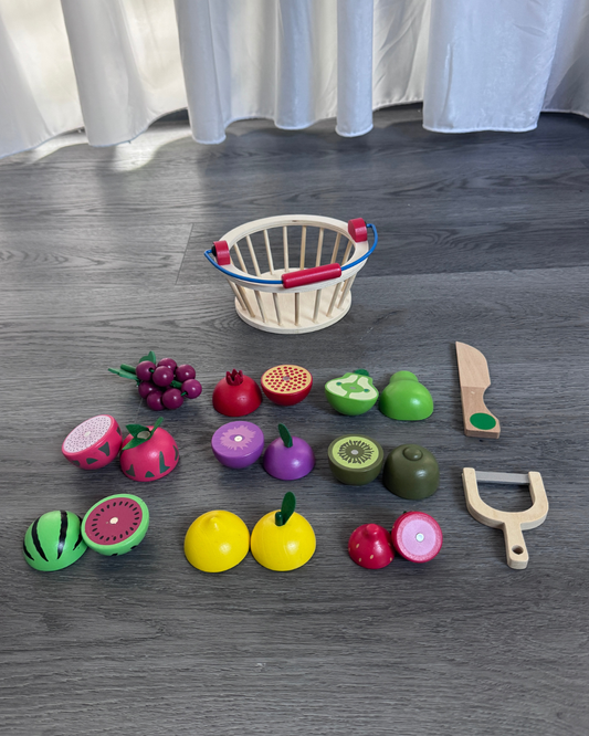 Grocery set with basket
