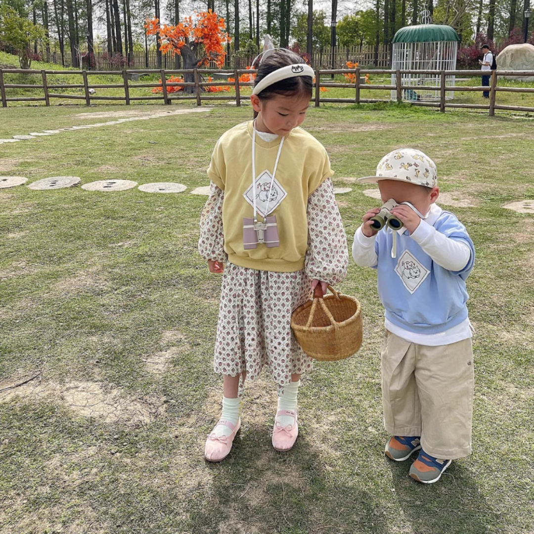 Children's binoculars